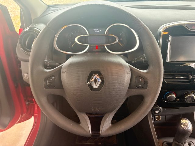 RENAULT Clio usata, con Touch screen