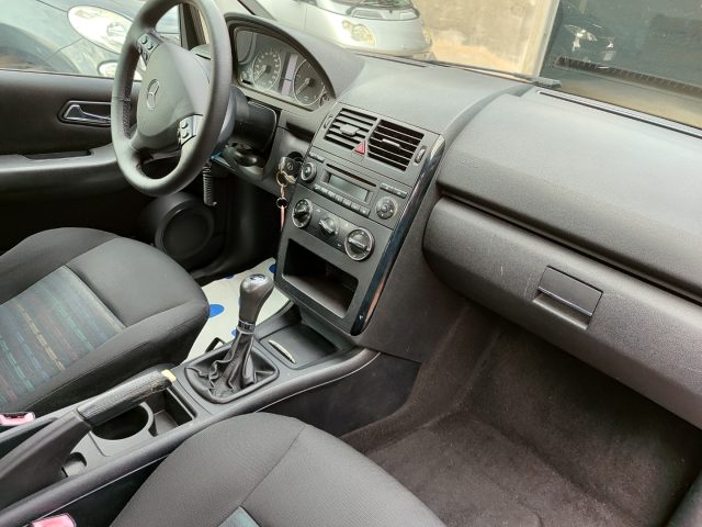 MERCEDES-BENZ A 180 usata 11