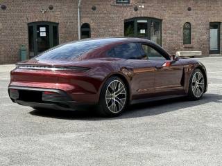 PORSCHE Taycan usata, con Controllo automatico clima