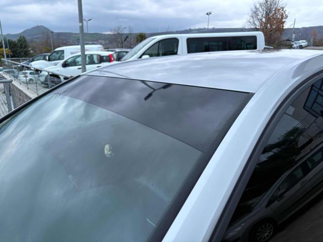 VOLKSWAGEN Golf usata, con ESP