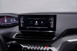 PEUGEOT 5008 usata, con Vetri oscurati