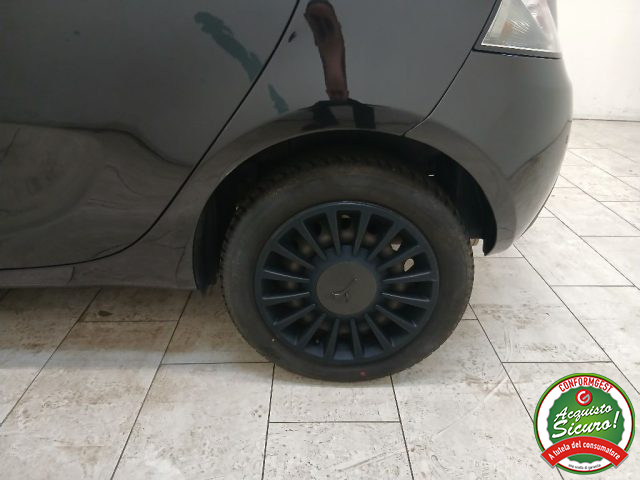 LANCIA Ypsilon usata, con ESP