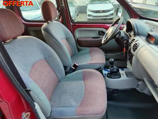 RENAULT Kangoo usata 12