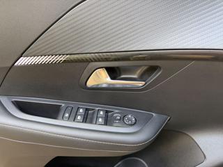PEUGEOT 208 usata, con Leve al volante
