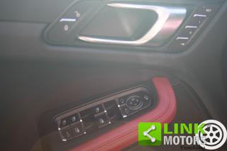 PORSCHE Macan usata, con MP3