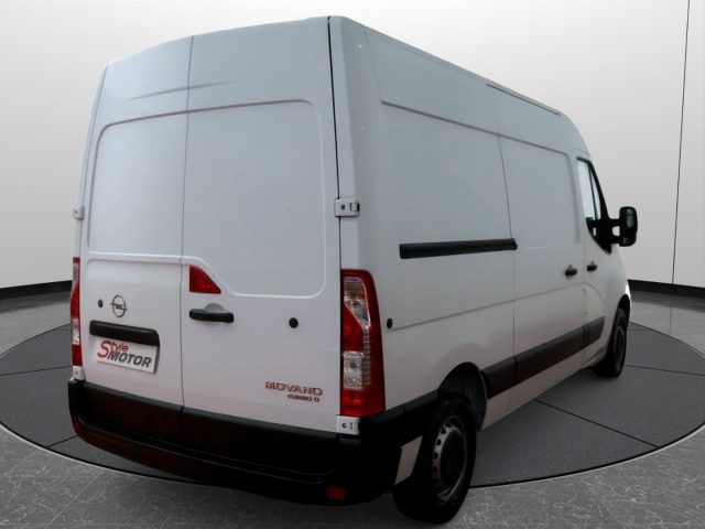 OPEL Movano usata, con Autoradio
