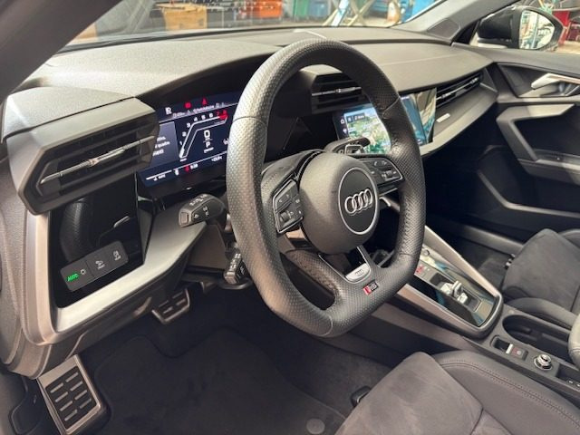 AUDI RS usata, con Airbag testa