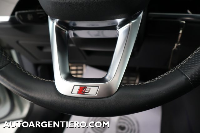 AUDI Q3 usata, con USB
