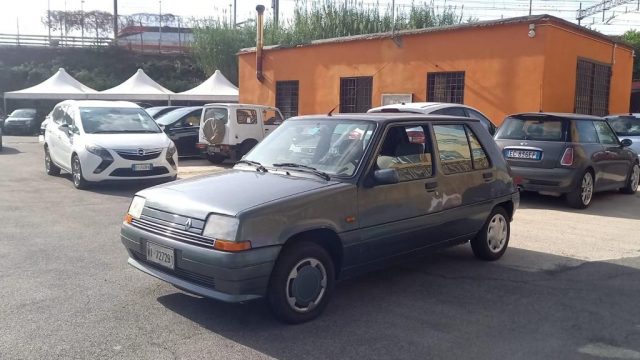 RENAULT R 5 usata, con Airbag