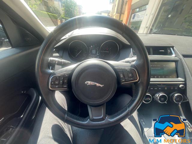 JAGUAR E-Pace usata, con Fari Xenon