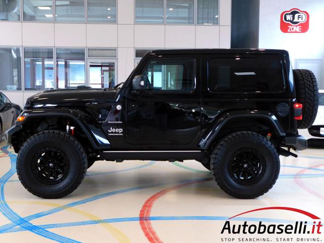 JEEP Wrangler usata, con USB