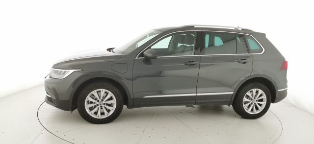 VOLKSWAGEN Tiguan usata, con Isofix