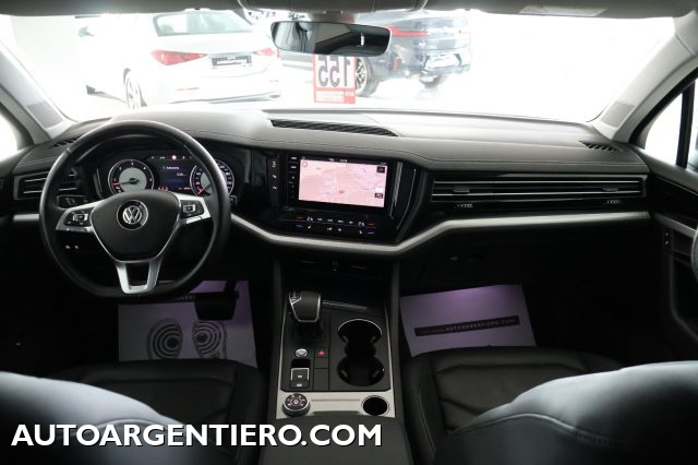 VOLKSWAGEN Touareg usata, con Boardcomputer