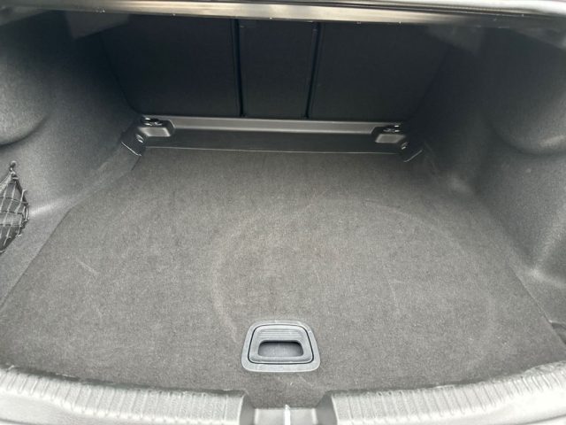 MERCEDES-BENZ C 200 usata, con Climatizzatore