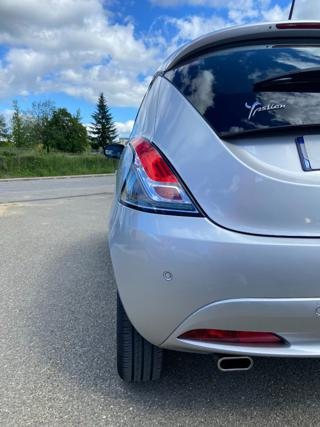 LANCIA Ypsilon usata, con Airbag testa