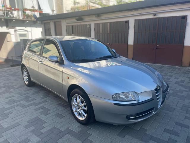 ALFA ROMEO 147 usata, con Airbag