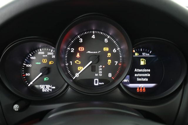 PORSCHE Macan usata 12