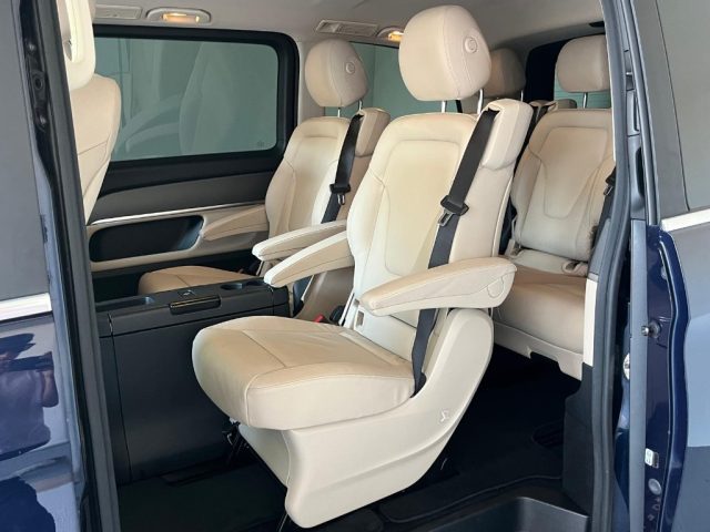 MERCEDES-BENZ V 220 usata 15