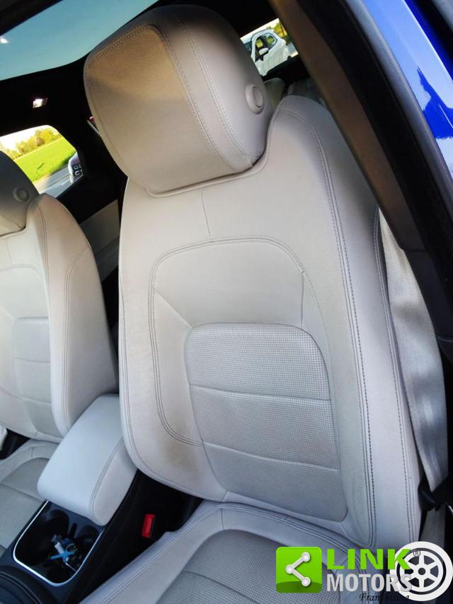 JAGUAR E-Pace usata 14