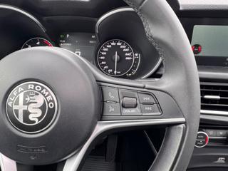 ALFA ROMEO Stelvio usata, con Interni in pelle