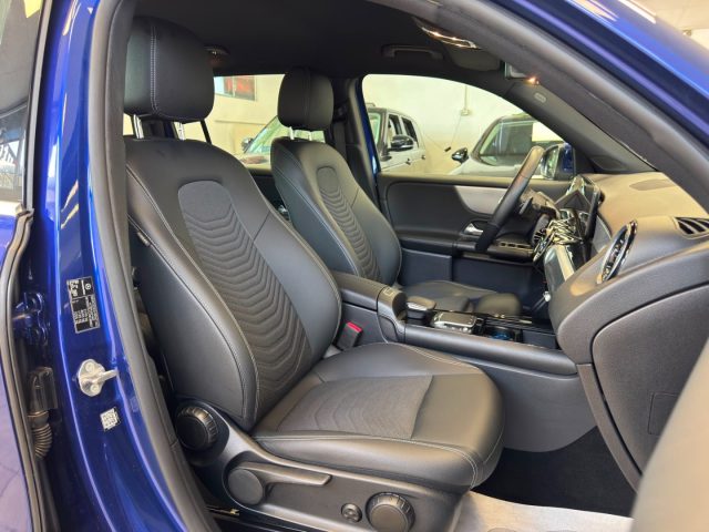 MERCEDES-BENZ GLB 200 usata, con Chiusura centralizzata