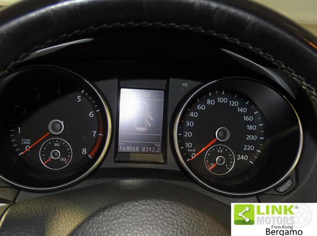 VOLKSWAGEN Golf usata, con Autoradio
