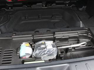 MERCEDES-BENZ GLB 180 usata, con Sensore di luce