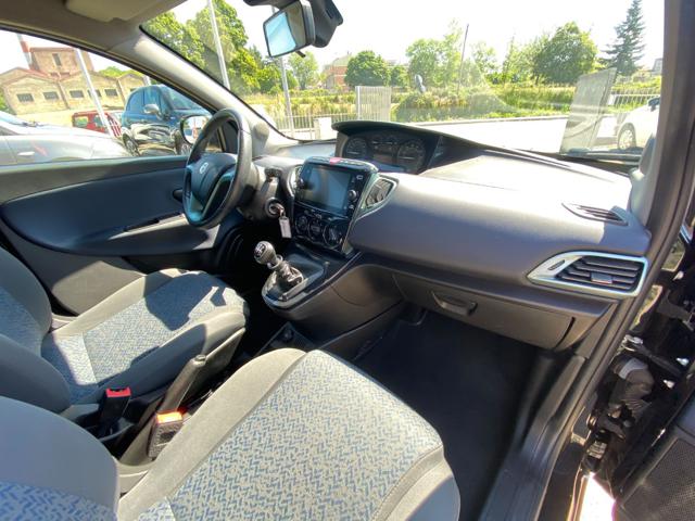 LANCIA Ypsilon usata 31