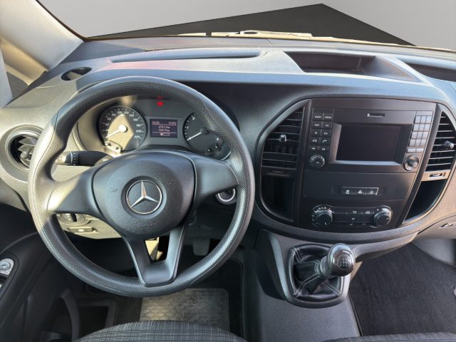 MERCEDES-BENZ Vito usata 8