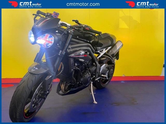 TRIUMPH Speed Triple 1050 usata 1