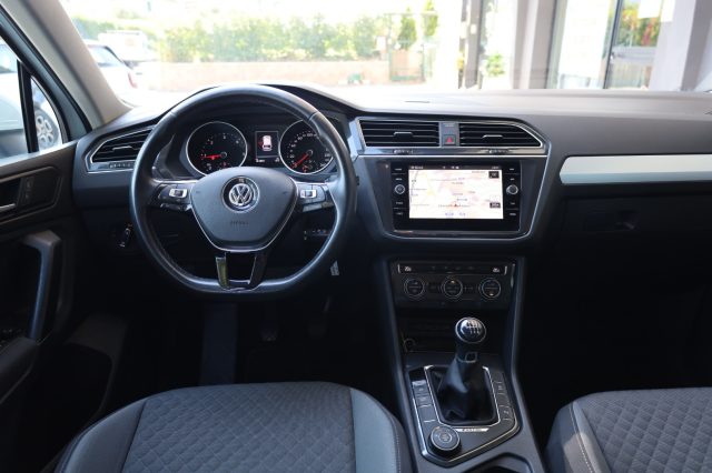 VOLKSWAGEN Tiguan usata, con Volante in pelle