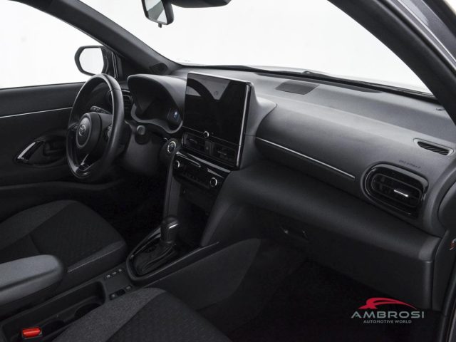 TOYOTA Yaris Cross usata 11
