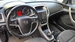 OPEL Astra usata, con Autoradio