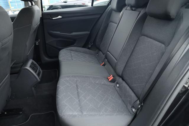 VOLKSWAGEN Golf usata, con Controllo automatico clima