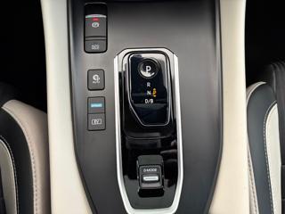 NISSAN Qashqai usata, con Controllo elettronico della corsia