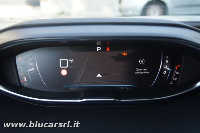 PEUGEOT 5008 usata, con Sedile posteriore sdoppiato