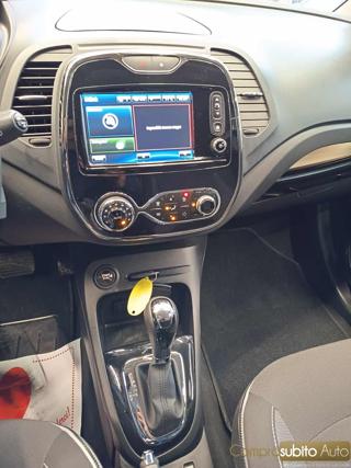 RENAULT Captur usata, con Sedile posteriore sdoppiato
