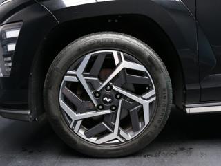 HYUNDAI Kona usata, con Alzacristalli elettrici