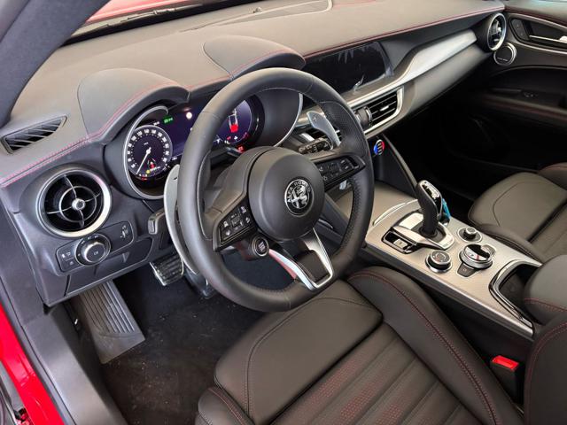 ALFA ROMEO Stelvio usata, con Sedile posteriore sdoppiato