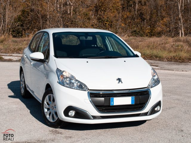 PEUGEOT 208 usata, con Bluetooth
