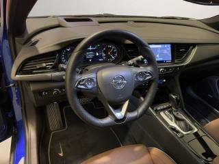 OPEL Insignia usata, con Controllo automatico clima