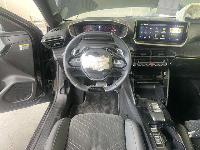 PEUGEOT 208 usata, con Park Distance Control
