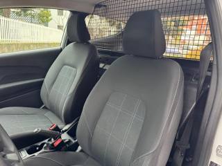 FORD Fiesta usata, con Touch screen
