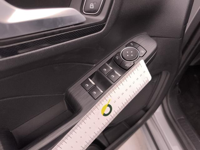 FORD Kuga usata, con Monitoraggio pressione pneumatici