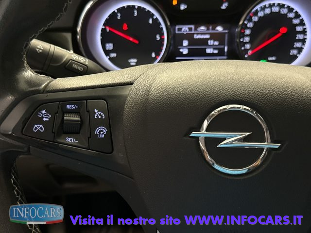 OPEL Astra usata, con Servosterzo