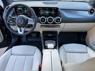 MERCEDES-BENZ GLA 200 usata, con Volante multifunzione