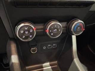 RENAULT Clio usata, con USB