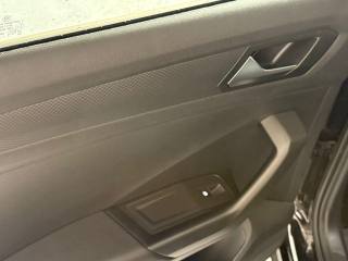 VOLKSWAGEN T-Roc usata, con Servosterzo