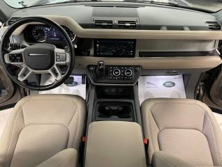 LAND ROVER Defender usata, con Gancio traino