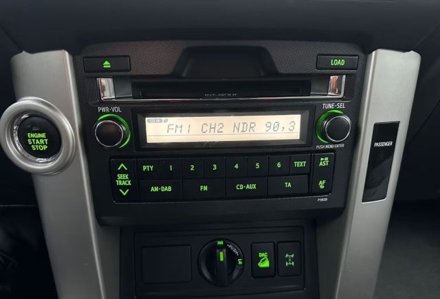 TOYOTA Land Cruiser usata, con Trazione integrale